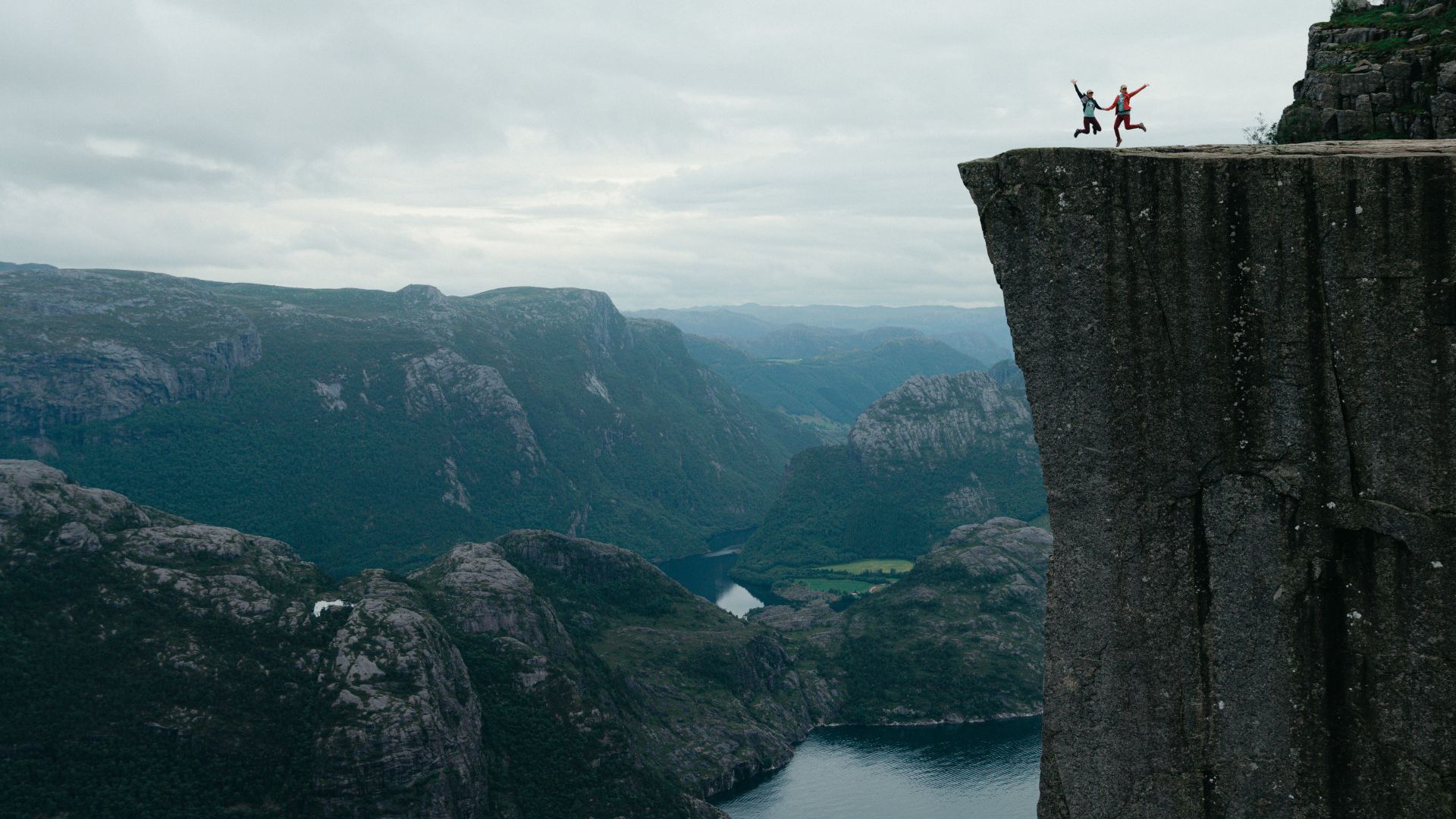 Galerija Norvēģijas fjordu pārgājiens (0)