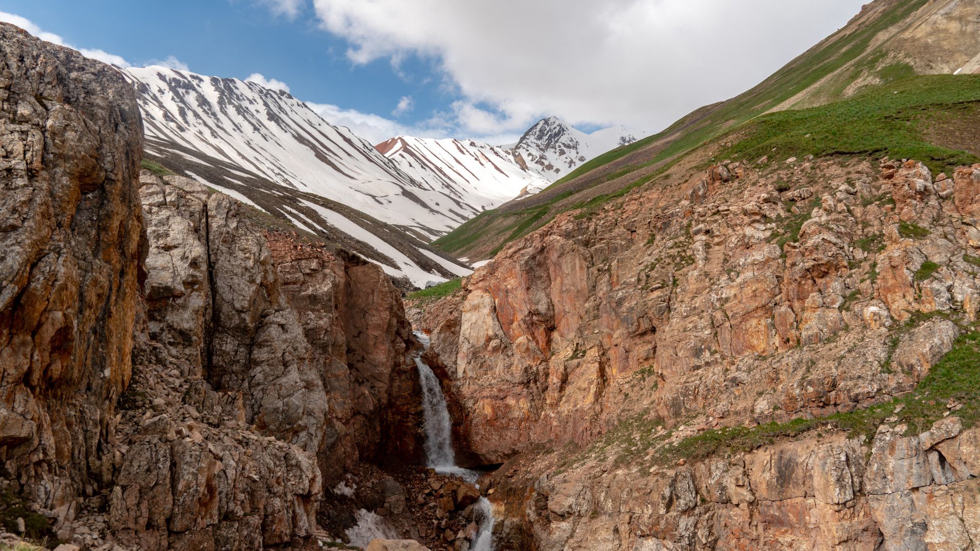 Galerija Ekspedīcija uz Ibn Sina smaili (7134 m), Kirgizstāna (1)