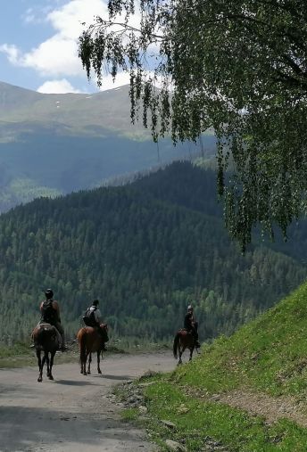 Attēls - Ar Zirgiem pa Gruzijas kalniem